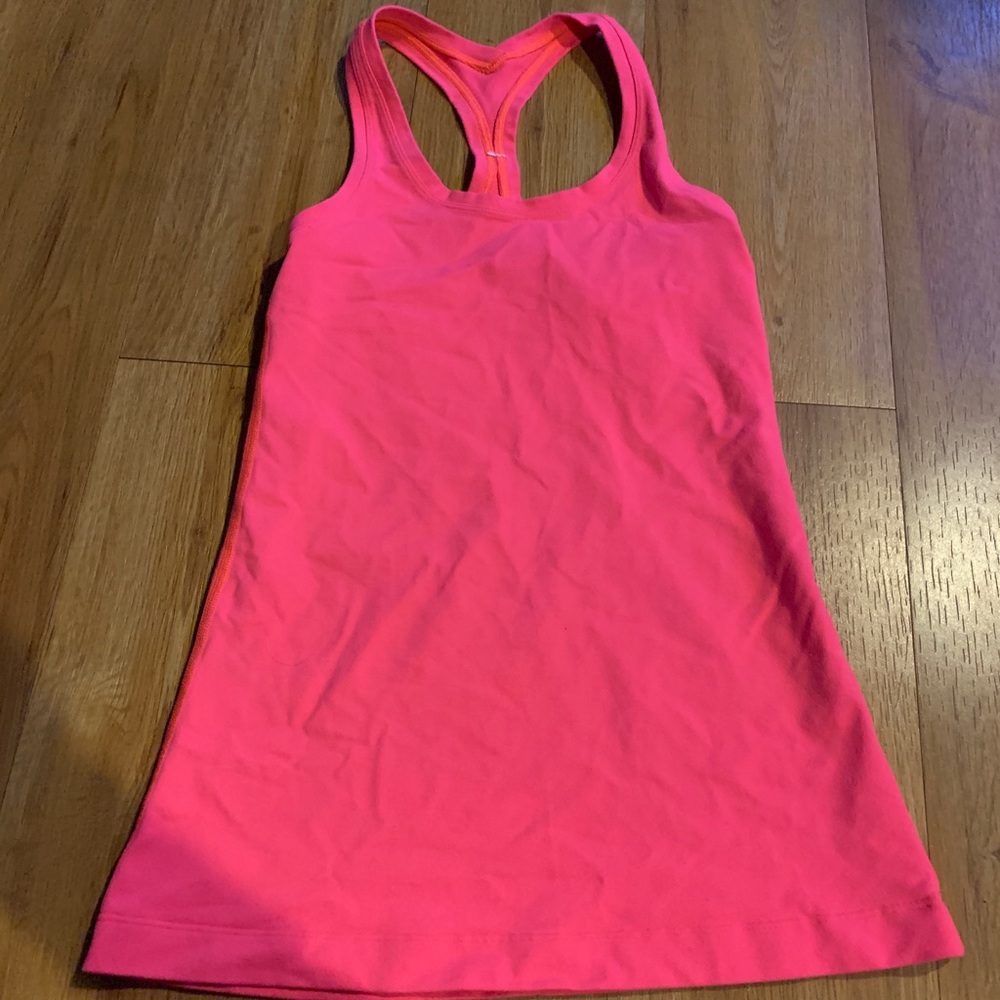 Lululemon tank